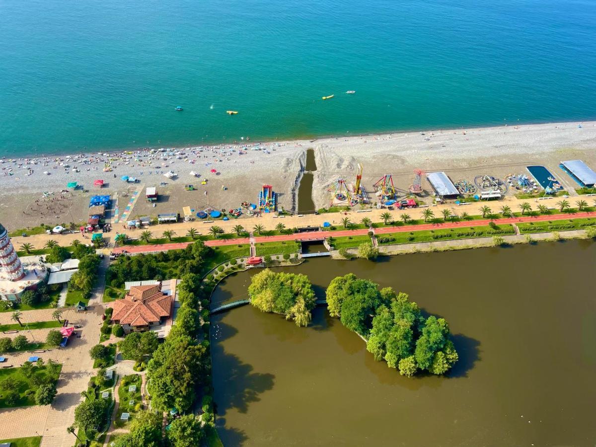 Hellobatumi Aparthotel Exterior foto