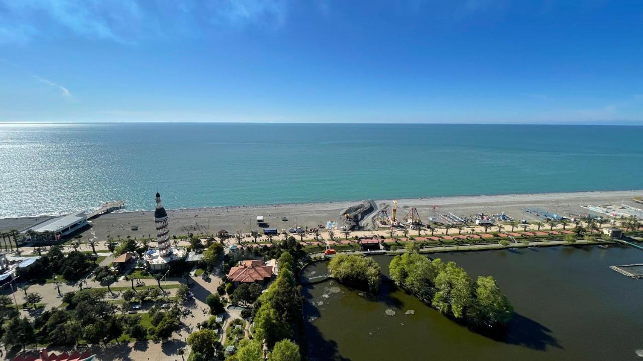 Hellobatumi Aparthotel Exterior foto
