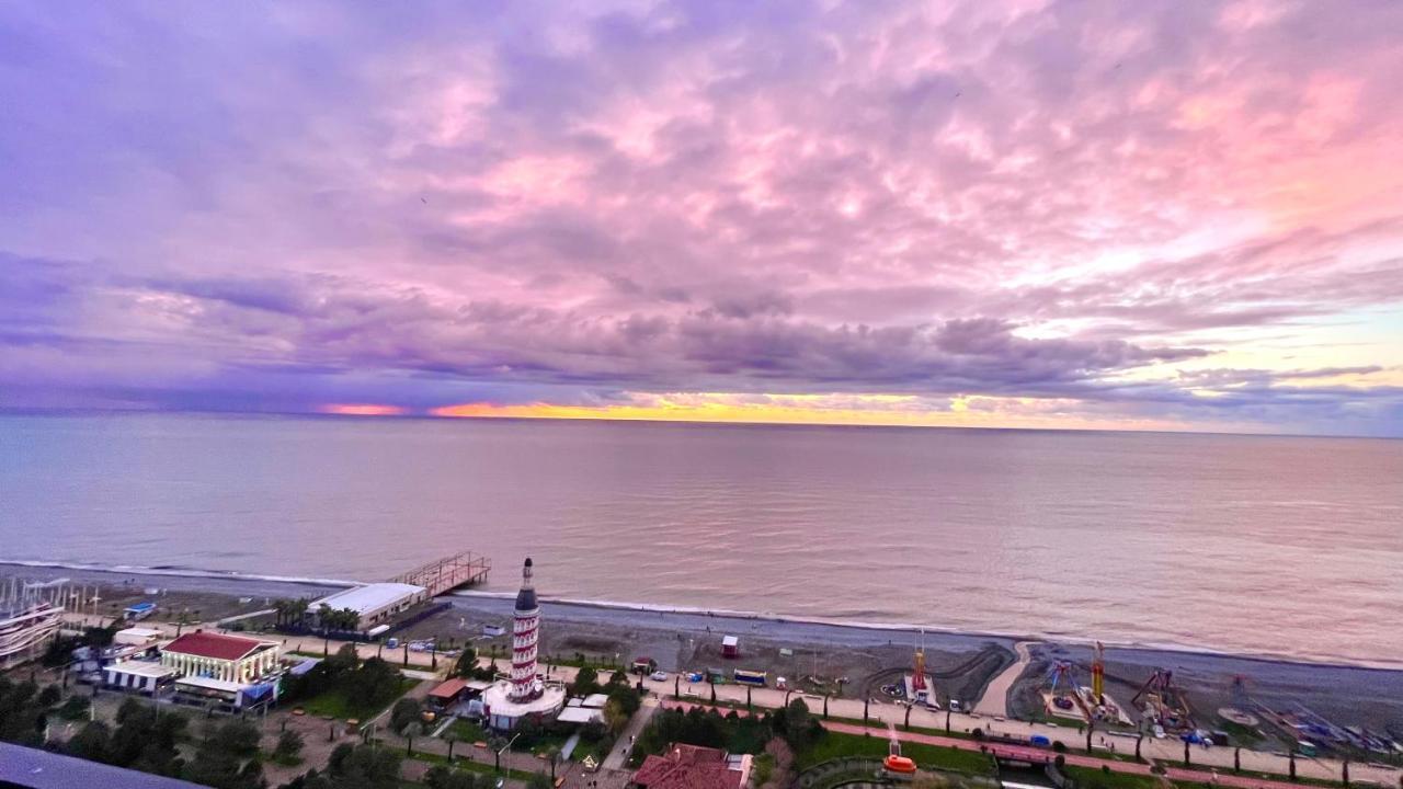 Hellobatumi Aparthotel Exterior foto