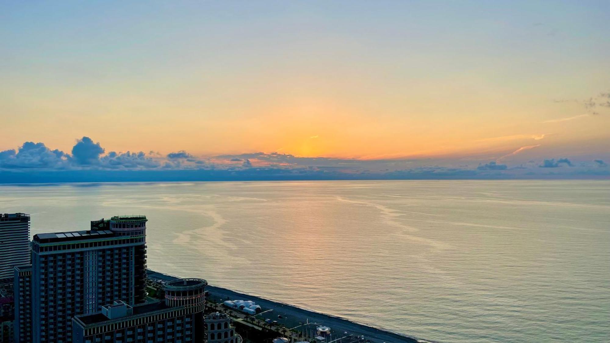 Hellobatumi Aparthotel Cameră foto